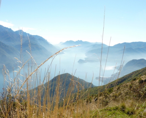 Weitblick-bei-Frauenreisen-Wanderung-am-Comersee